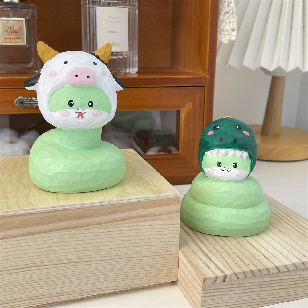 MXX4125A Woodcarving Club: Niu She Fears Car Pendant, Creative Gift, Office Q-version Cartoon Desktop Decoration details Picture