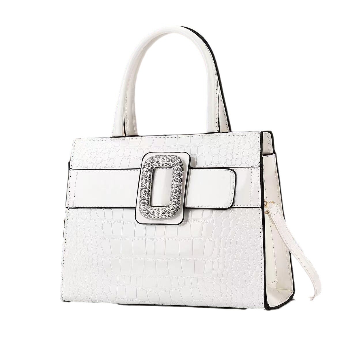 This is a new 2024 European-style, elegant and stylish single-shoulder crossbody women's bag with large capacity and diamond-encrusted design Item Picture