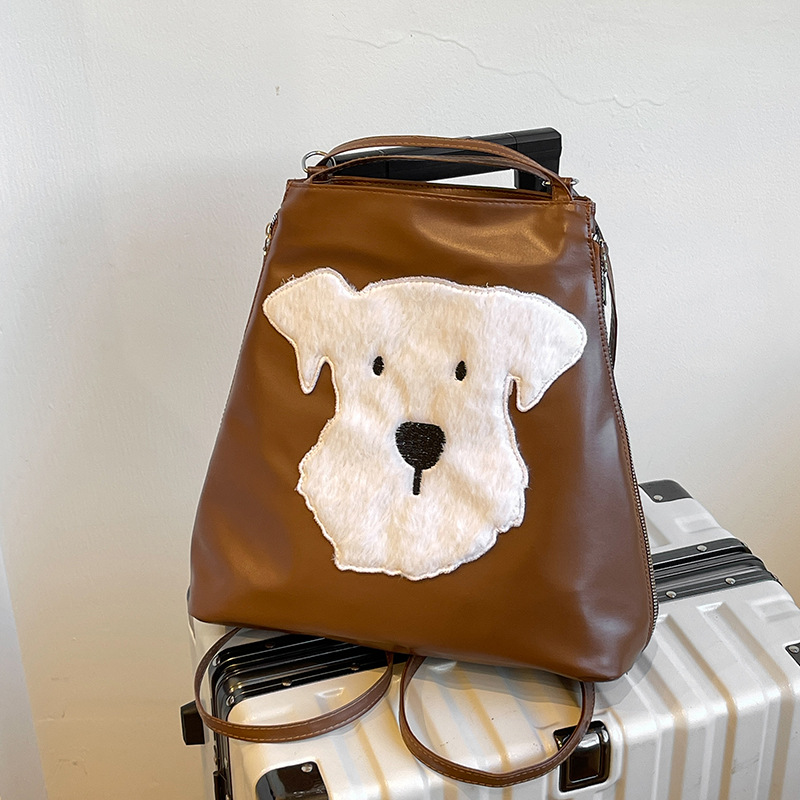 A new large-capacity women's backpack for casual commuting in autumn and winter 2024, versatile and multi-purpose single-shoulder tote bucket bag full figure