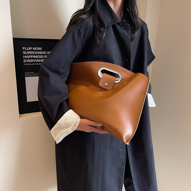 Cross-border high-end style bag for women 2025 New trendy and fashionable large-capacity clutch bag for work and commuting details Picture