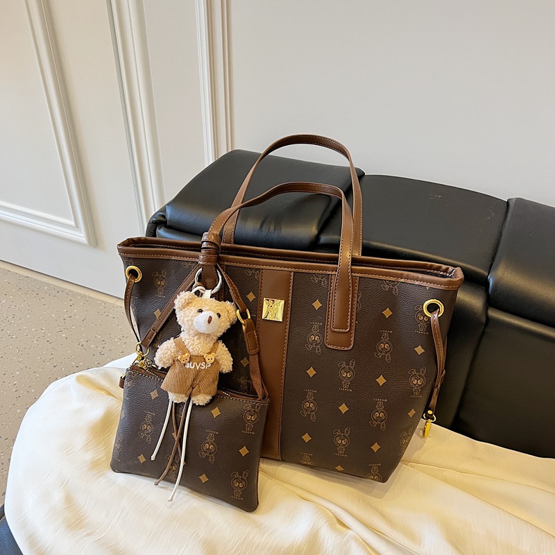 European and American fashion large-capacity shopping bag for women, 2025 new cartoon single-shoulder large bag, retro printed tote bag details Picture