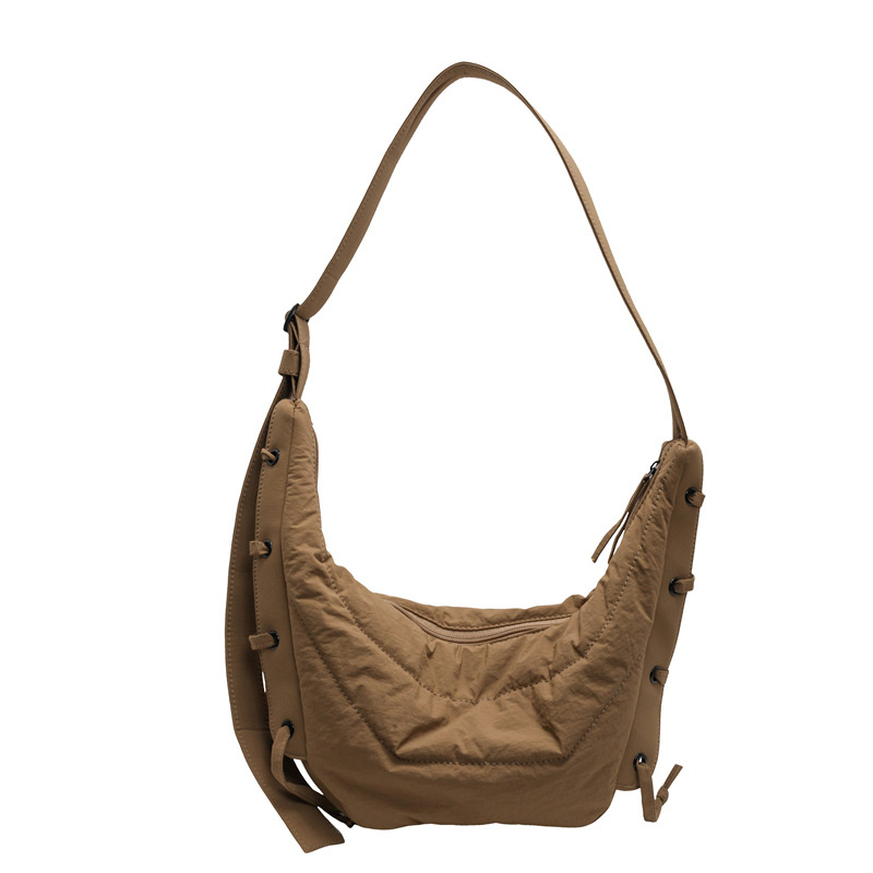 Casual and versatile ins fashion small bag for women, 2025 new trendy crossbody bag made of nylon fabric, single-shoulder dumpling bag Item Picture