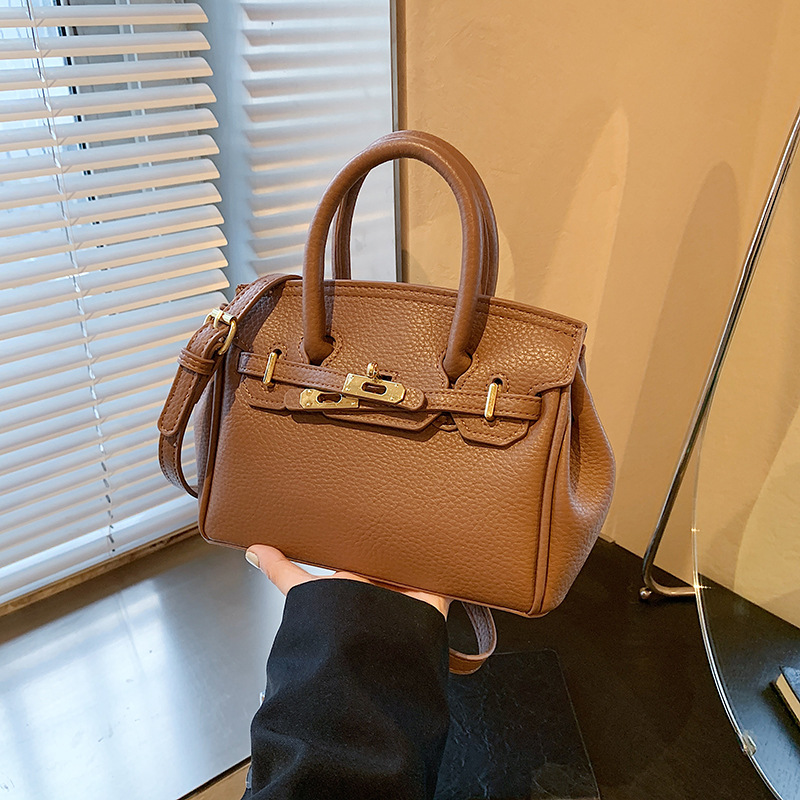 High-end and niche women's 2024 new retro single-shoulder crossbody bag, fashionable and versatile hand-held platinum Kelly bag details Picture