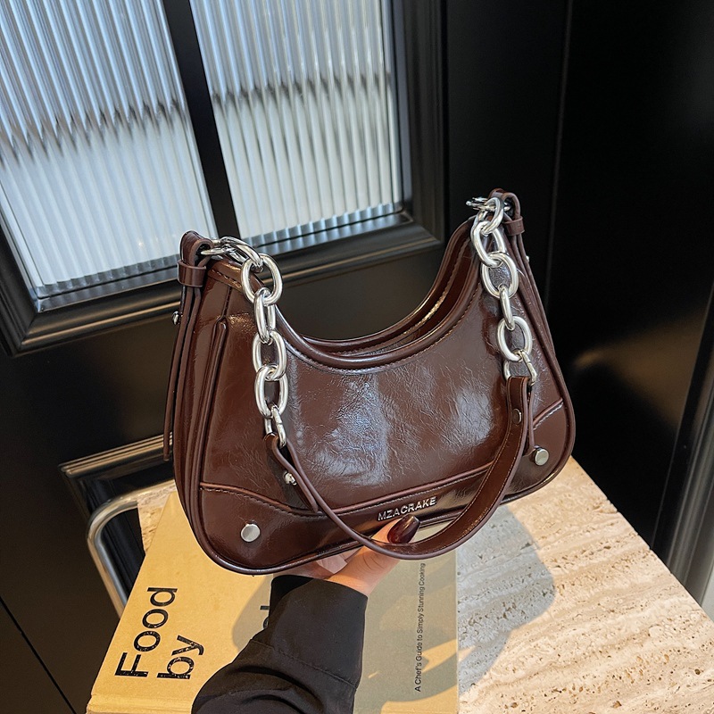 Retro glossy small bag for women, 2024 new style single-shoulder underarm bag, high-end texture, casual and versatile crossbody small square bag full figure