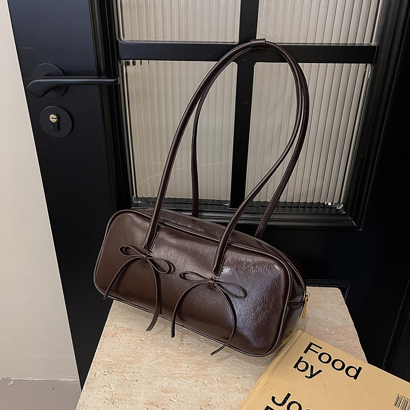 Urban simple and elegant underarm bag for women 2024 new style fashionable commuter bag, solid color design, single-shoulder underarm bag, trendy Specification drawing