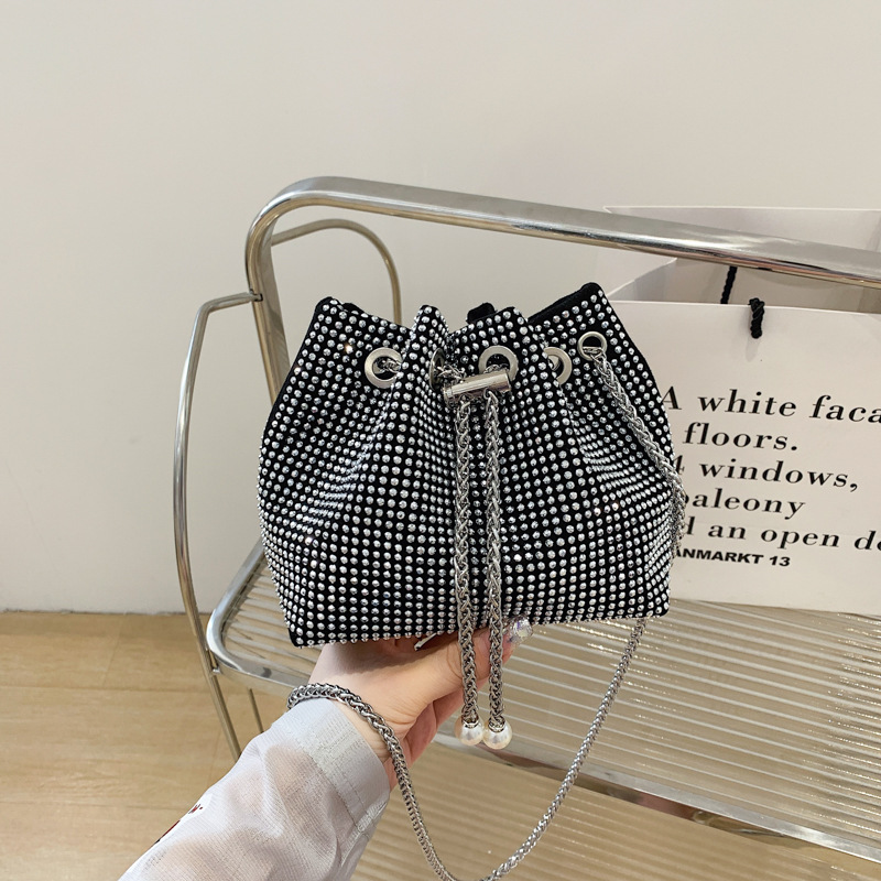 This year's popular chain crossbody bag and bucket bag are the new Spring/Summer 2023 mini women's bag with hot diamond Application Scenario
