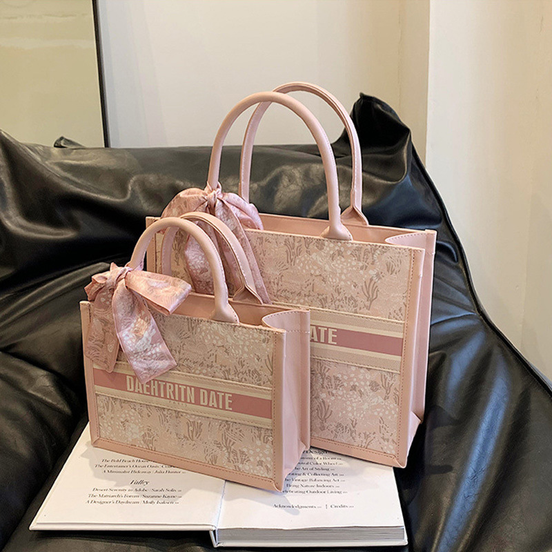 Large-capacity embroidered tote bag for women, high-end texture, niche commuter handbag, single-shoulder crossbody bag, casual large bag full figure