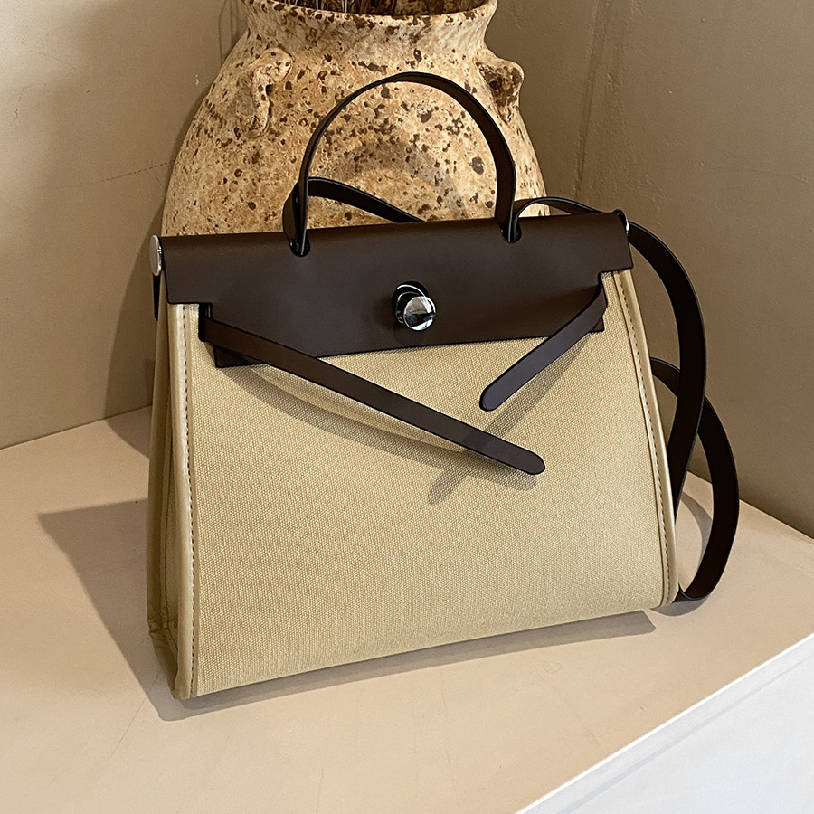 A trendy and high-end matte Kelly bag for women, 2024 new model, large-capacity tote handbag, commuter crossbody bag full figure