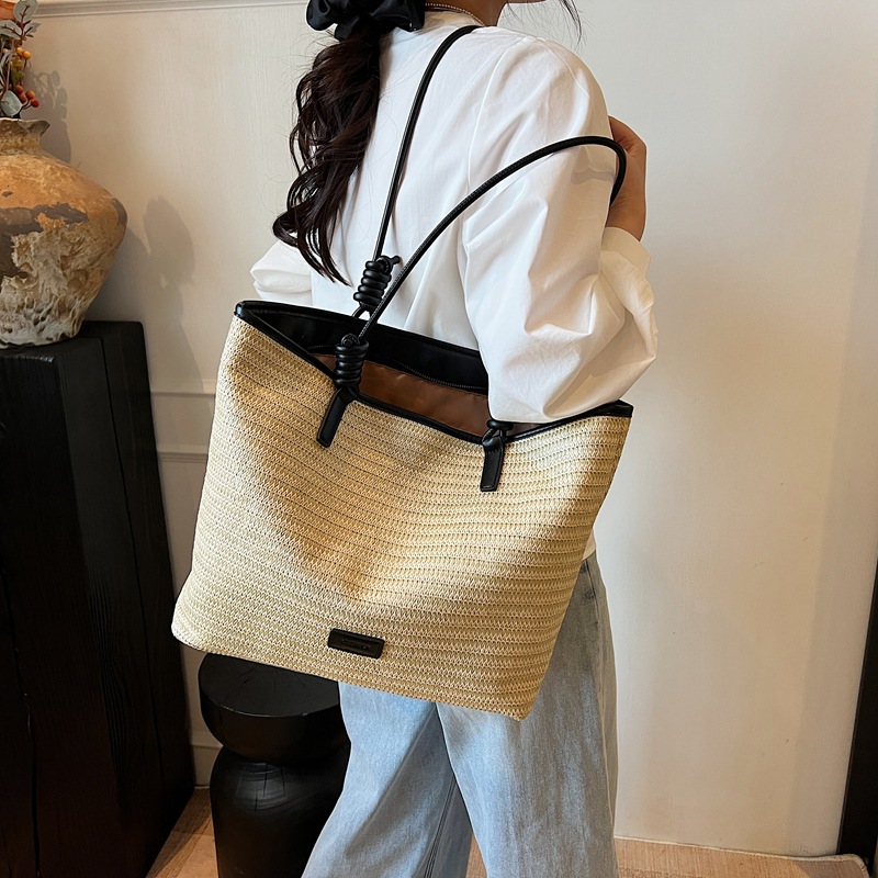 Trendy and fashionable single-shoulder bag for women, 2025 new style seaside and beach vacation, large-capacity straw woven bag, hollowed-out woven tote bag Specification drawing