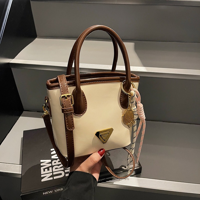 Korean niche vintage handbag for women, 2025 new trendy and fashionable shopping basket, versatile crossbody bag, bucket bag for women details Picture