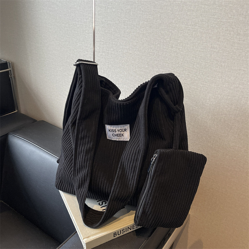 Student class corduroy bag for women 2024 New style casual large-capacity crossbody bag for commuting single-shoulder underarm tote bag Specification drawing