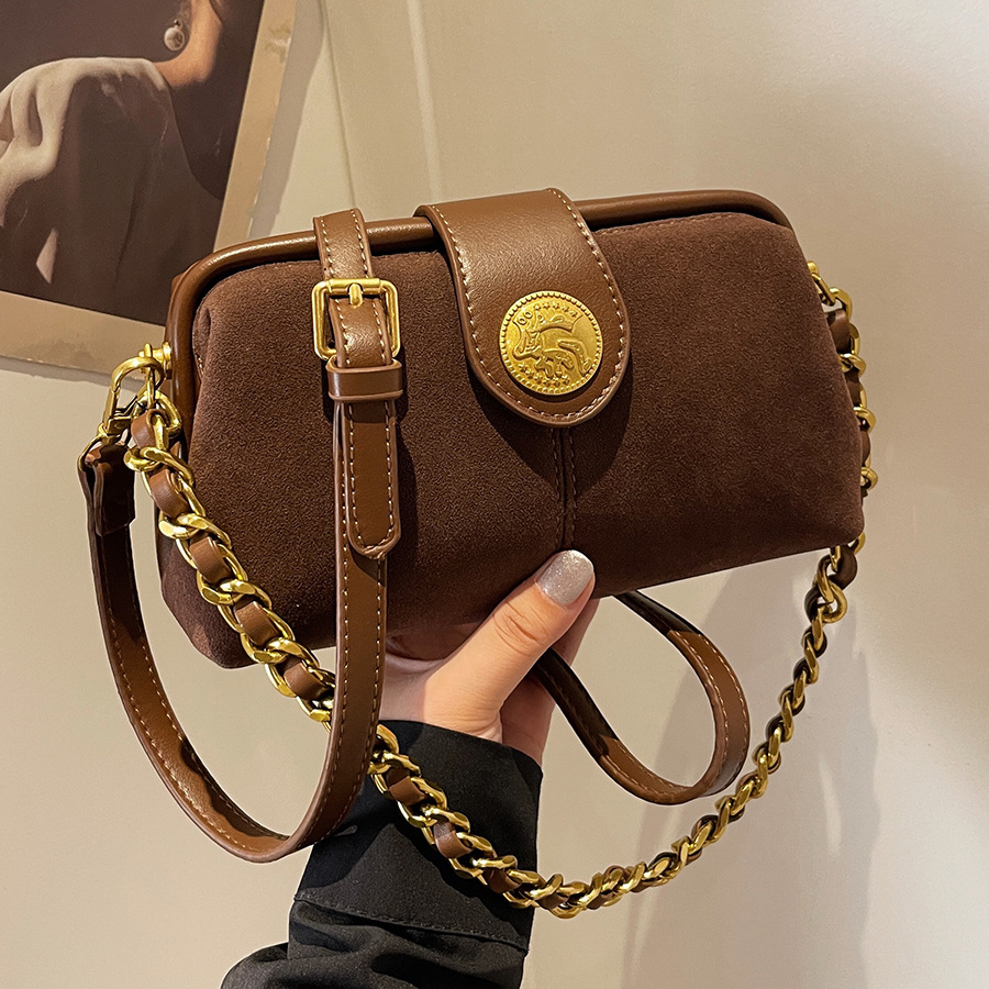 Cross-border retro fashion bag for women 2025 New style simple and casual pillow bag, high-end casual and versatile shoulder bag full figure