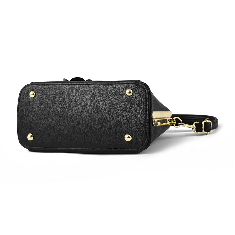 New steel frame shell bag, Taizhou women's bag trend, Korean version single-shoulder crossbody handbag, cross-border trend, one-piece consignment Application Scenario