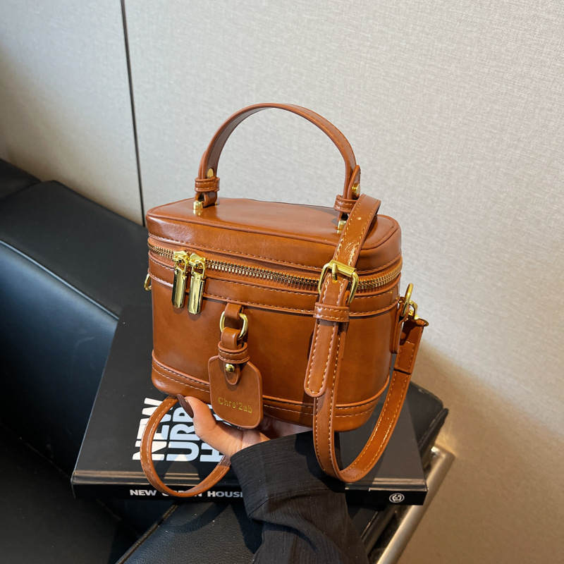 Retro box hand-held bucket bag for women, 2025 new style, fashionable, casual and high-end, single-shoulder crossbody bag, trendy handbag Specification drawing