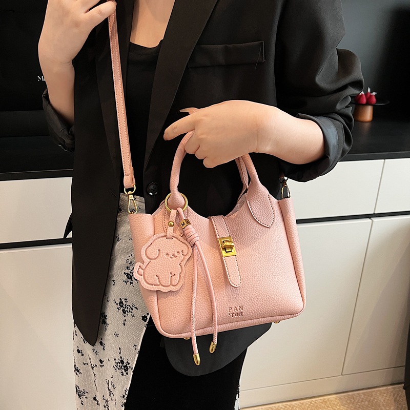 High-end handbag for women, 2025 new trendy lychee pattern vegetable basket handbag, versatile tote bag, single-shoulder crossbody bag details Picture