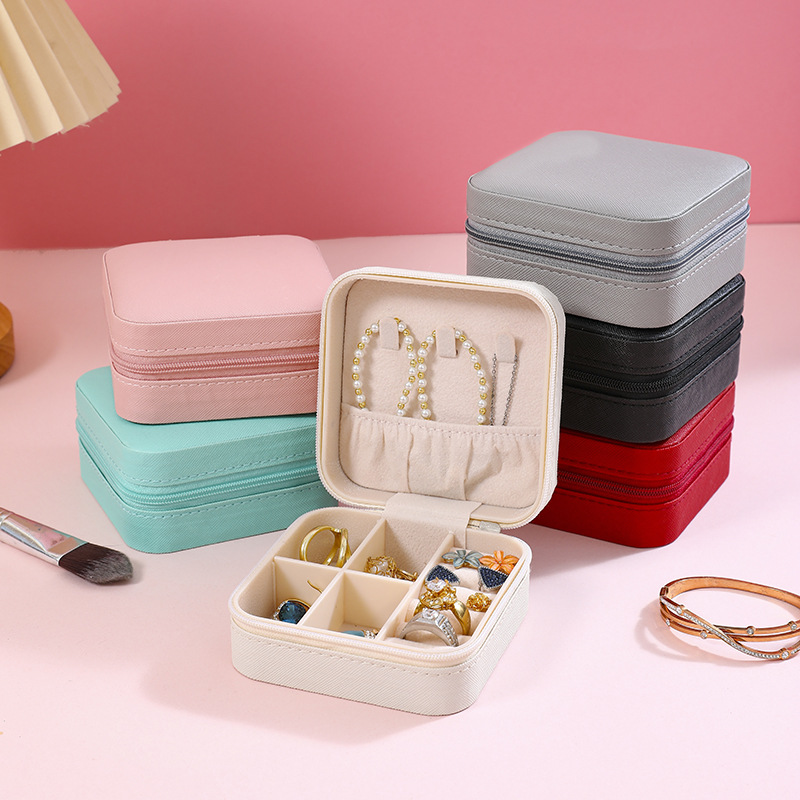 Wholesale of Korean-style jewelry boxes, household storage small boxes, travel portable and travel earrings, necklaces, rings and jewelry boxes details Picture