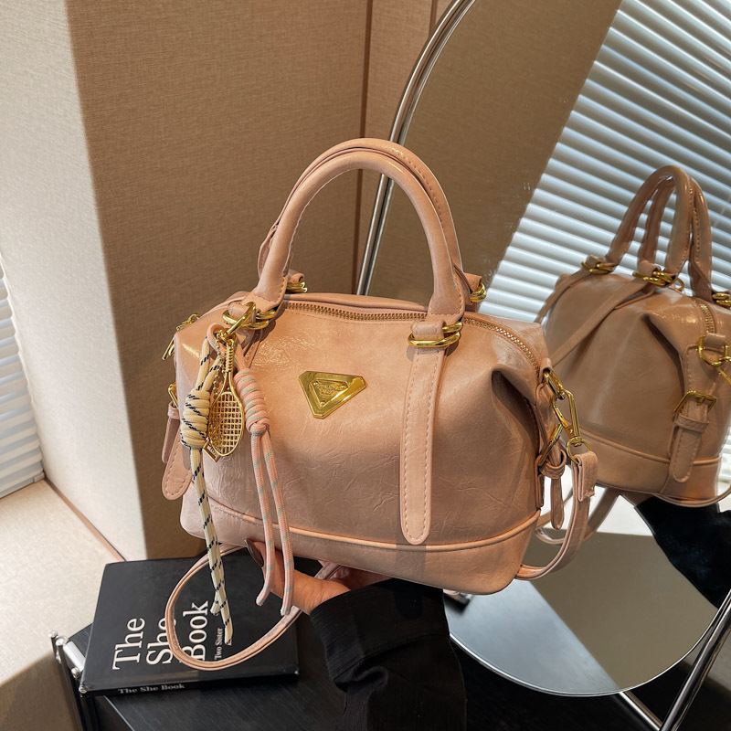 High-end retro commuter handbag for women, 2025 new style popular single-shoulder bag, fashionable crossbody Boston women's bag Specification drawing