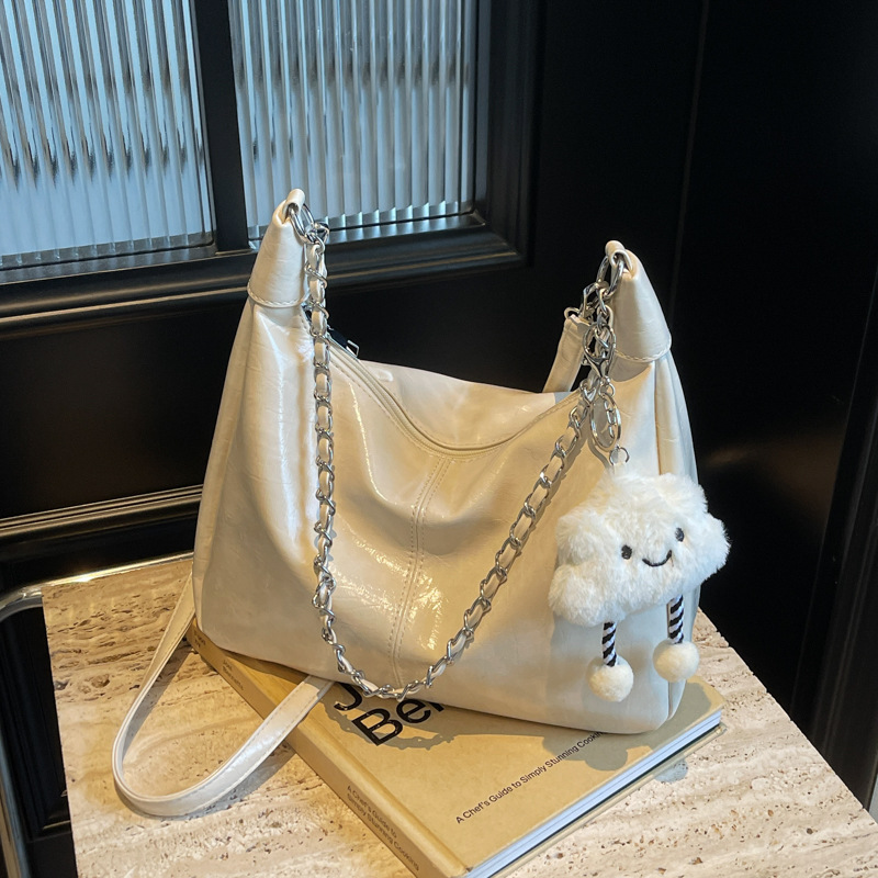 High-end women's 2024 new single-shoulder bag, large-capacity tote bag, commuting fashion crossbody bag, bucket bag full figure