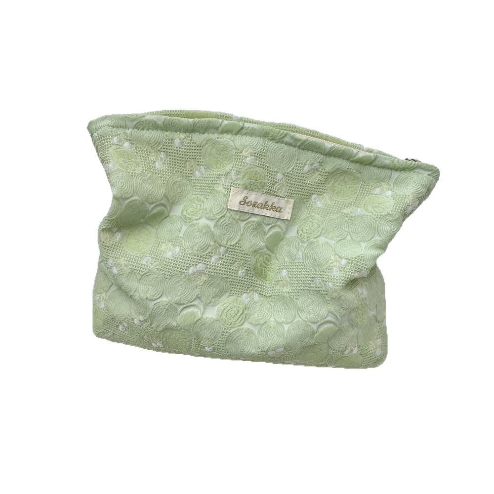 5482 ins Fresh and Delicate Makeup bag, large capacity inner liner, skincare storage bag, jacquard rose toiletry bag Item Picture