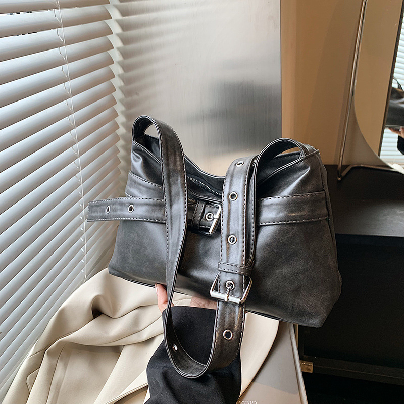High-end retro trendy women's 2024 new model Maillard single-shoulder bag, large-capacity commuter crossbody tote bag details Picture