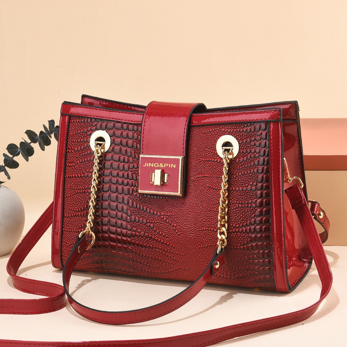 Chain Tote bag 2023 New, niche design, crocodile pattern women's bag, large-capacity commuter bag, single-shoulder bag Specification drawing