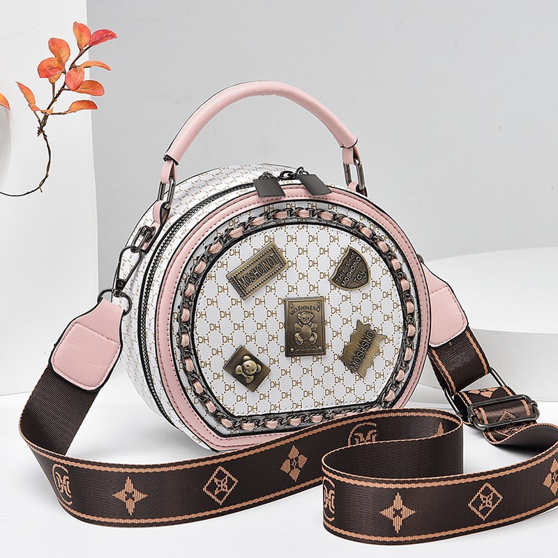 This year's trendy bag for women: 2023 New trendy badge retro print crossbody bag, ins fashionable and high-quality small round bag Specification drawing