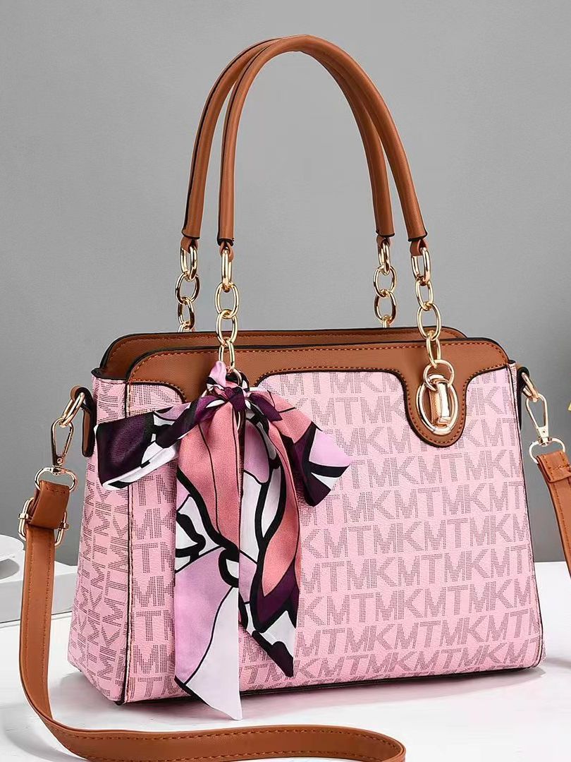Large-capacity silk scarf handbag, fashionable and casual, single-shoulder crossbody bag, versatile and simple cross-border fashion new product Application Scenario