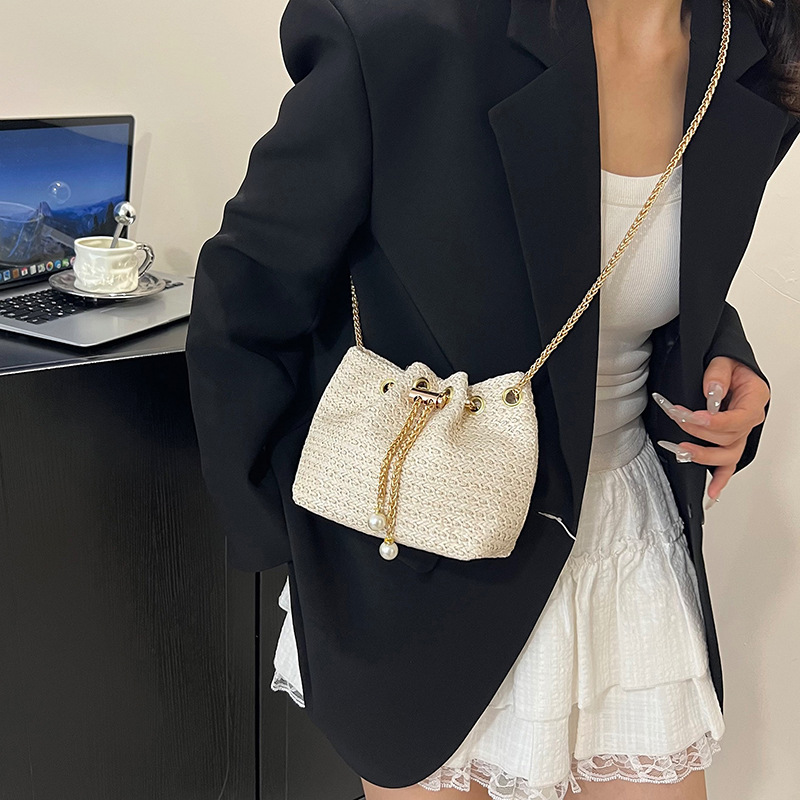 Summer beauty bucket bag 2025 New style, fashionable drawstring chain, versatile and trendy single-shoulder crossbody bag, beach bag for women Specification drawing
