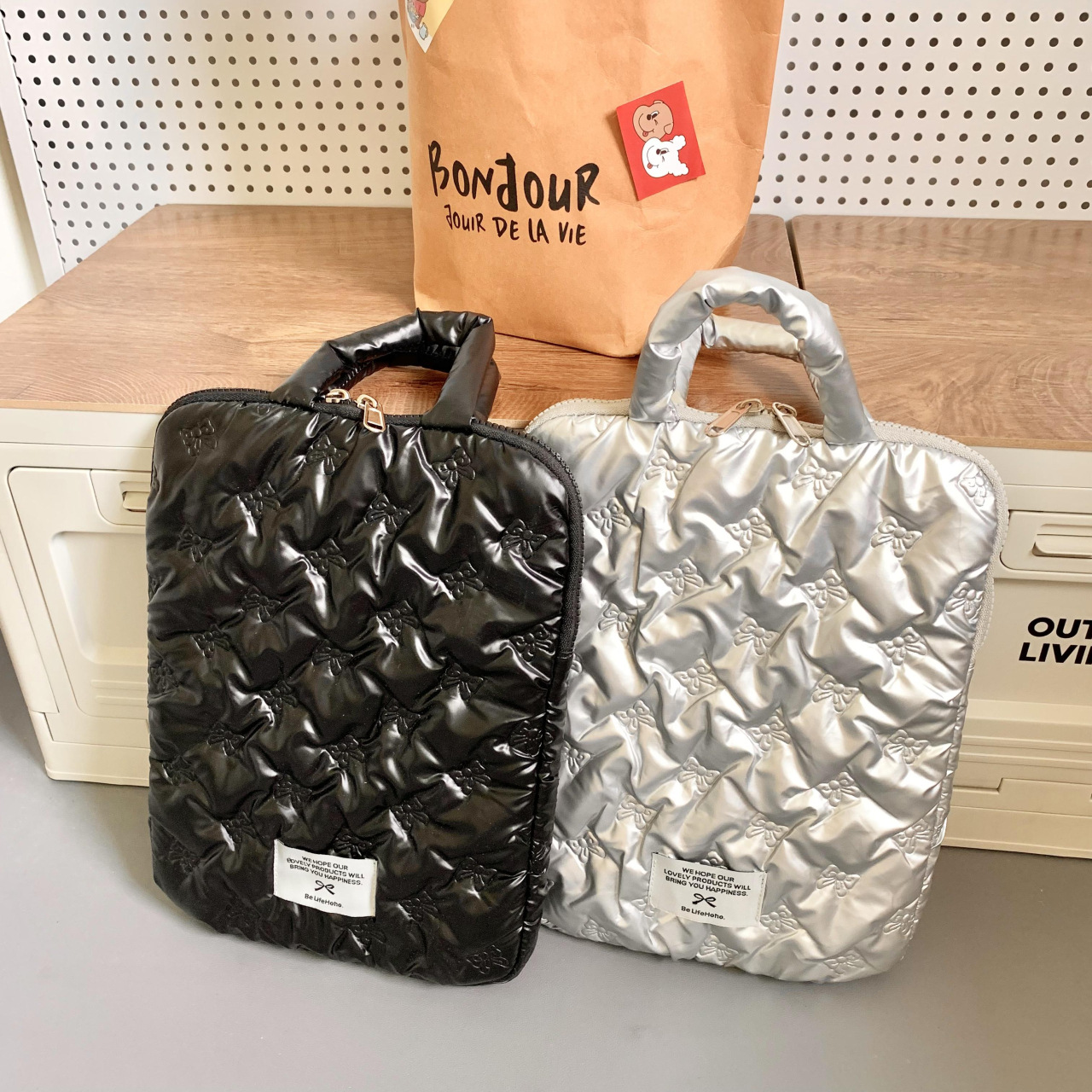 Cross-border fashion handbag, shoulder and armpit cotton jacket bag, women's bag 2024 new style casual tote bag, tablet computer bag details Picture