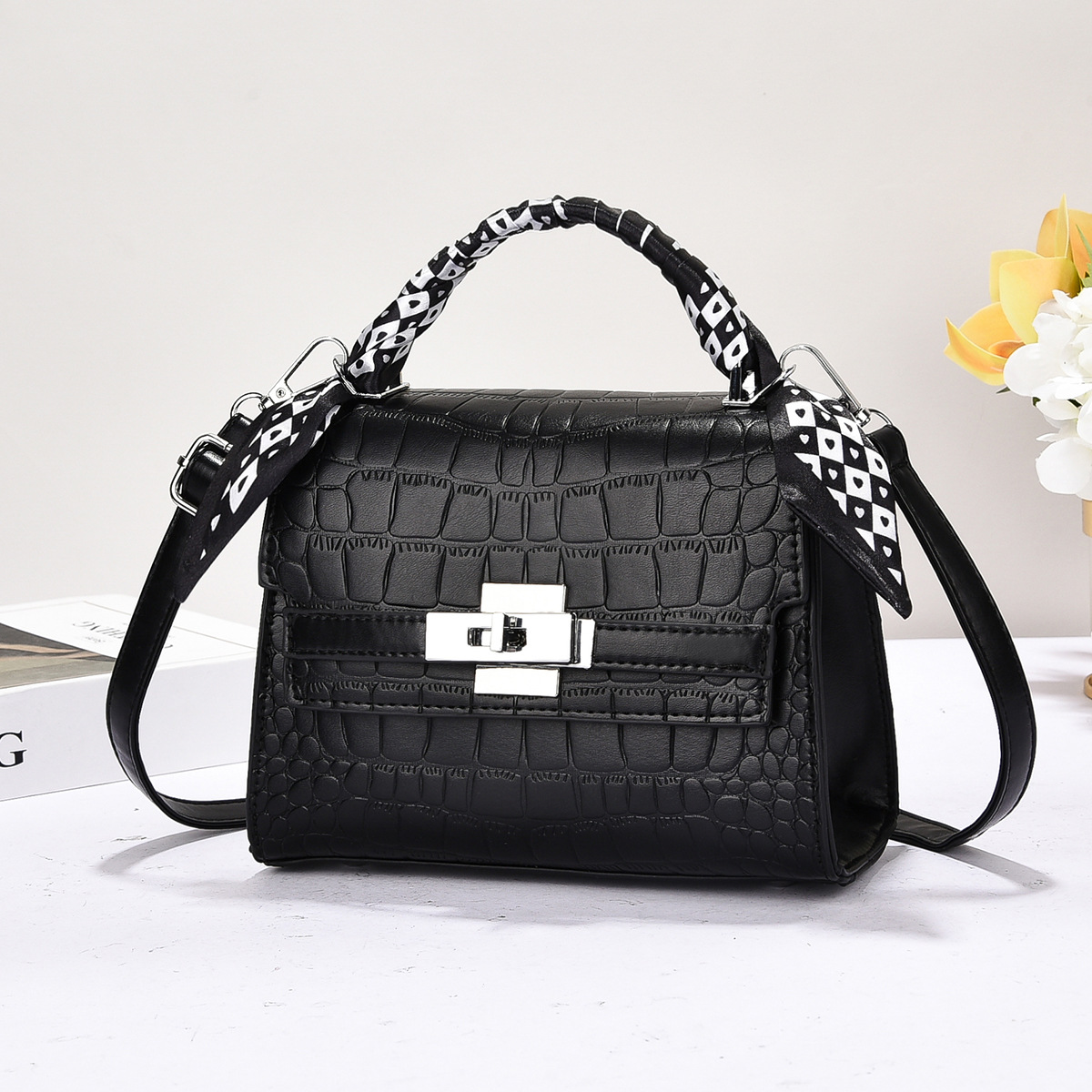 Cross-border quality Kelly Bag 2024 Autumn/Winter new handbag, crocodile pattern single-shoulder bag, simple and retro crossbody women's bag full figure