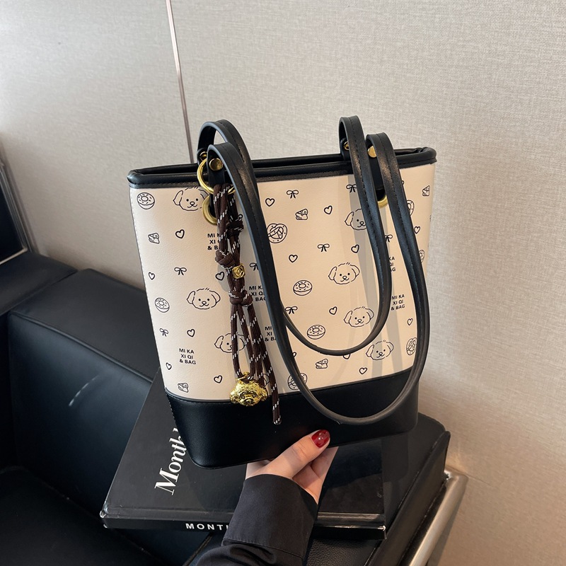 Large-capacity commuting bag for women, 2025 new trendy Korean-style tote bag, versatile and casual single-shoulder bucket bag Specification drawing