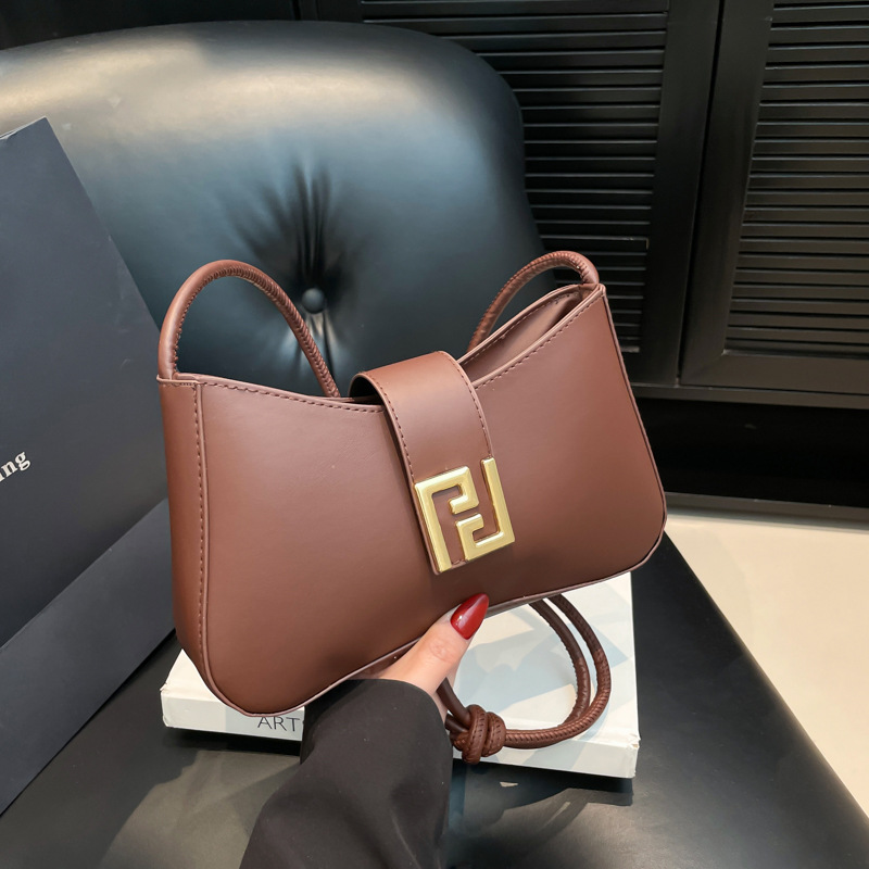 French niche and simple baguette underarm bag for women's cross-border new fashionable and versatile handbag, elegant single-shoulder crossbody bag full figure