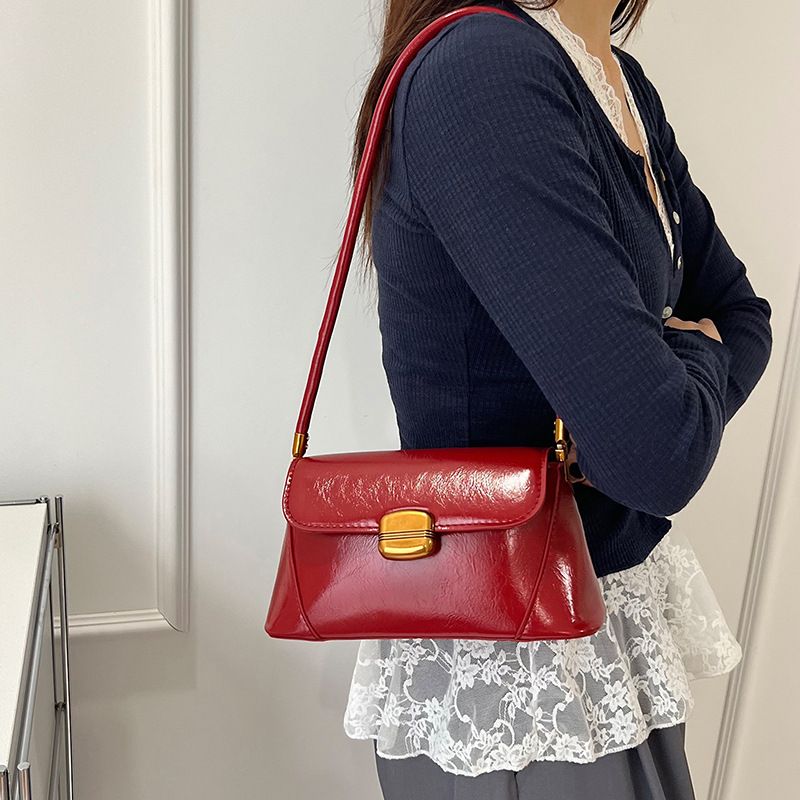 Cross-border bag, women's baguette small bag, 2025 new style, trendy, ins, high-end, niche, this year's popular single-shoulder armpit bag Specification drawing