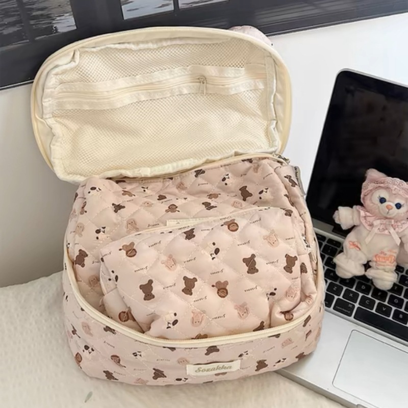 ins cute bear makeup bag for women, new large-capacity travel portable toiletry bag, student dormitory storage bag Specification drawing