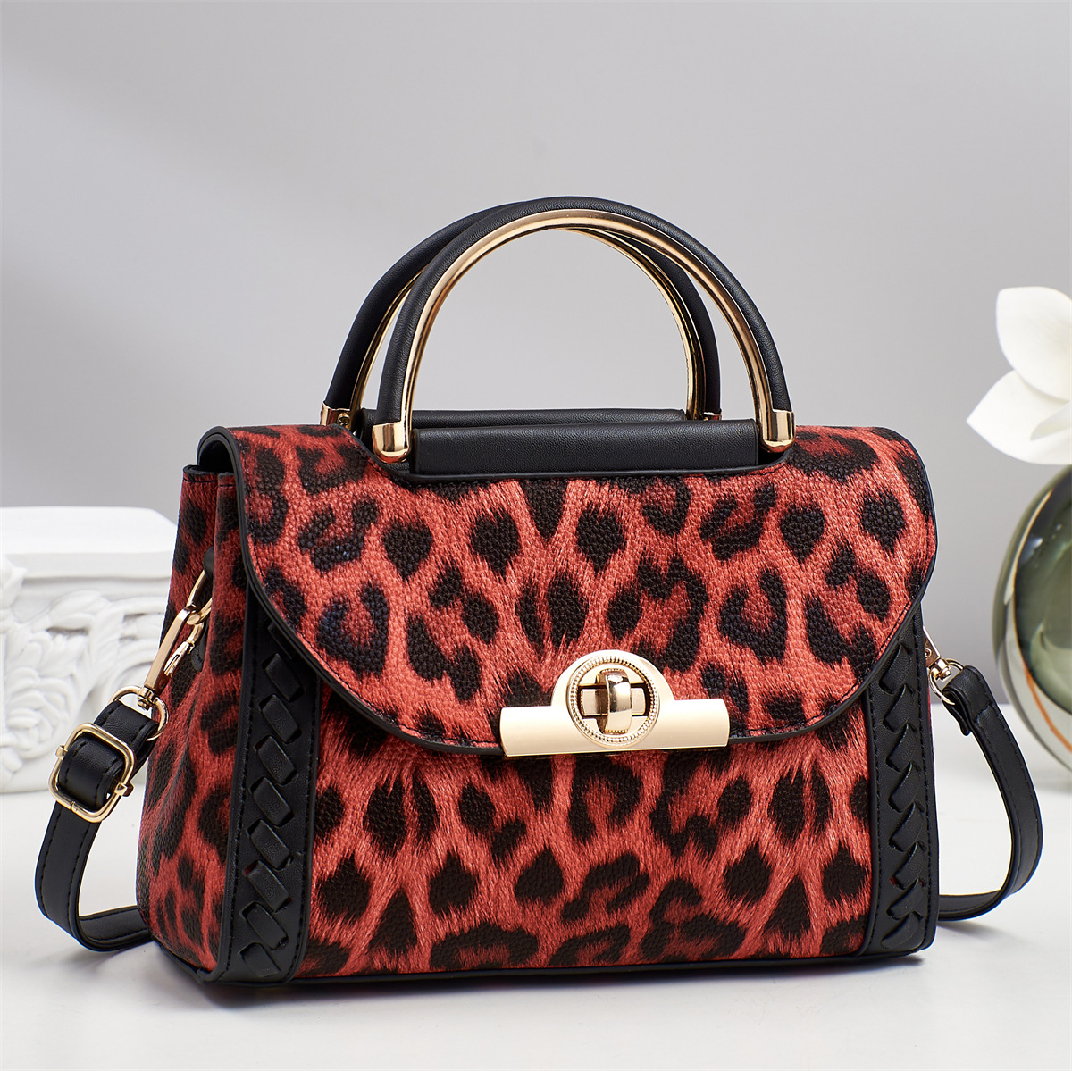 Leopard print trendy crossbody bag for women 2025 new single-shoulder crossbody bag, versatile and high-end small square bag Specification drawing