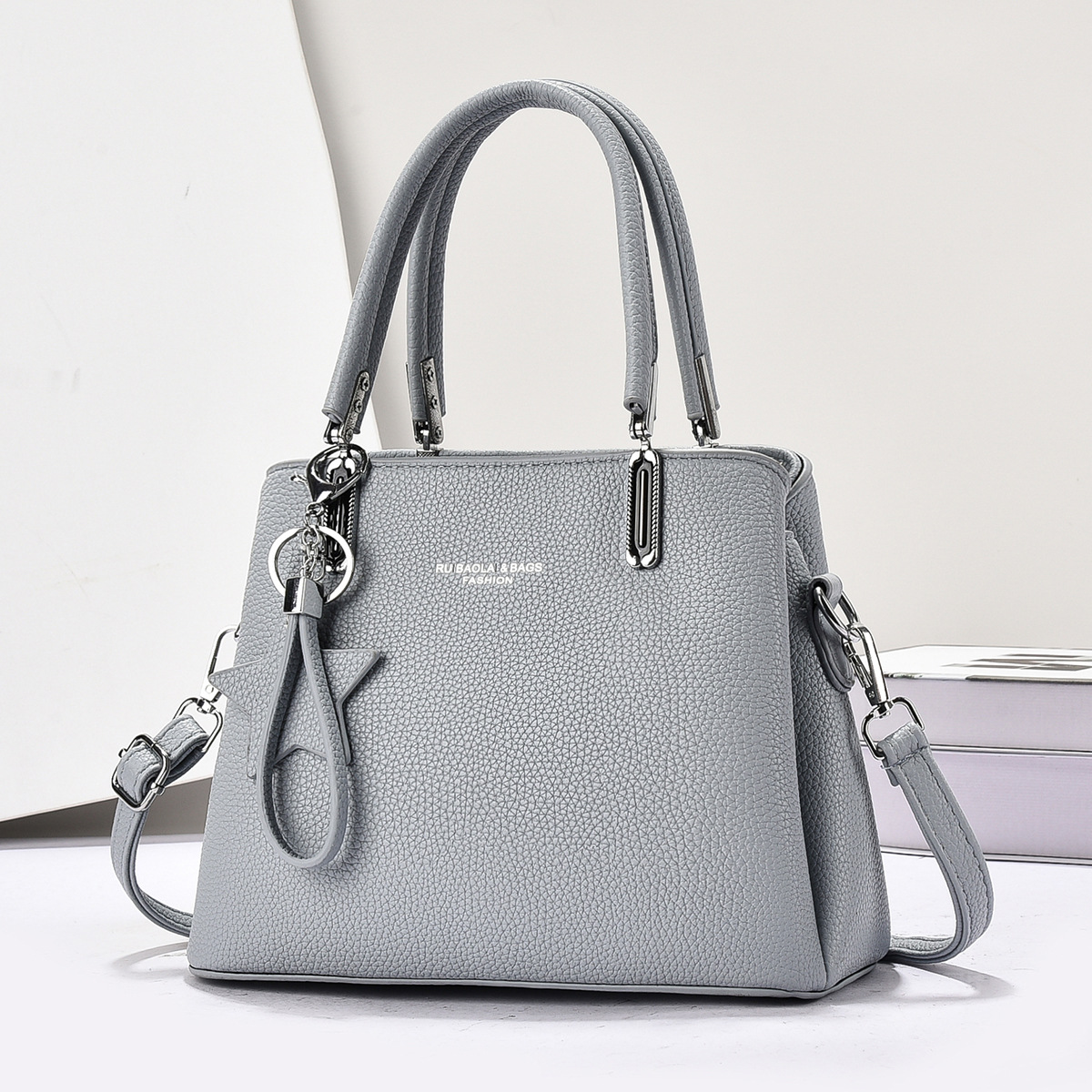 Women's bag 2025 New Spring and summer style handbag, fashionable large-capacity versatile single-shoulder crossbody bag, one-piece consignment Item Picture