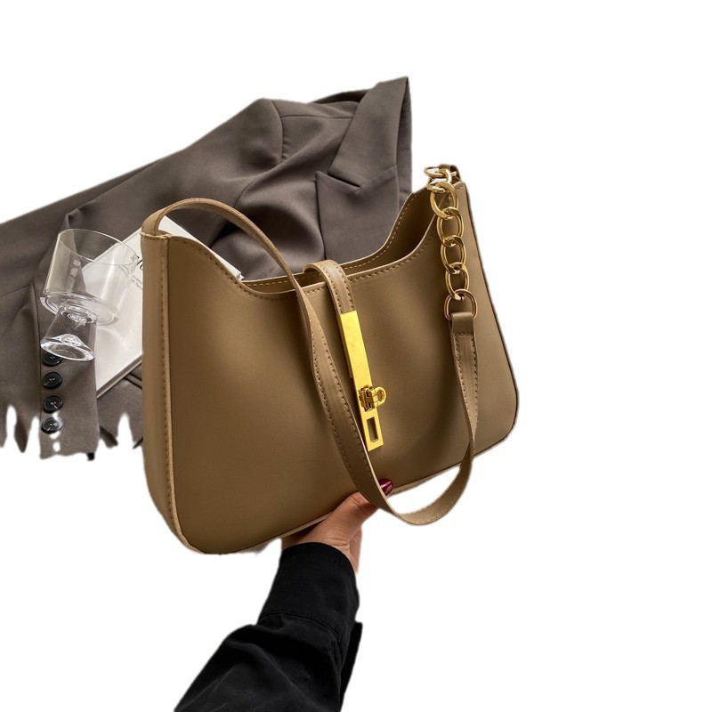 The manufacturer wholesals trendy and versatile crossbody bags, new fashionable single-shoulder underarm bags, and popular and versatile handbags Item Picture