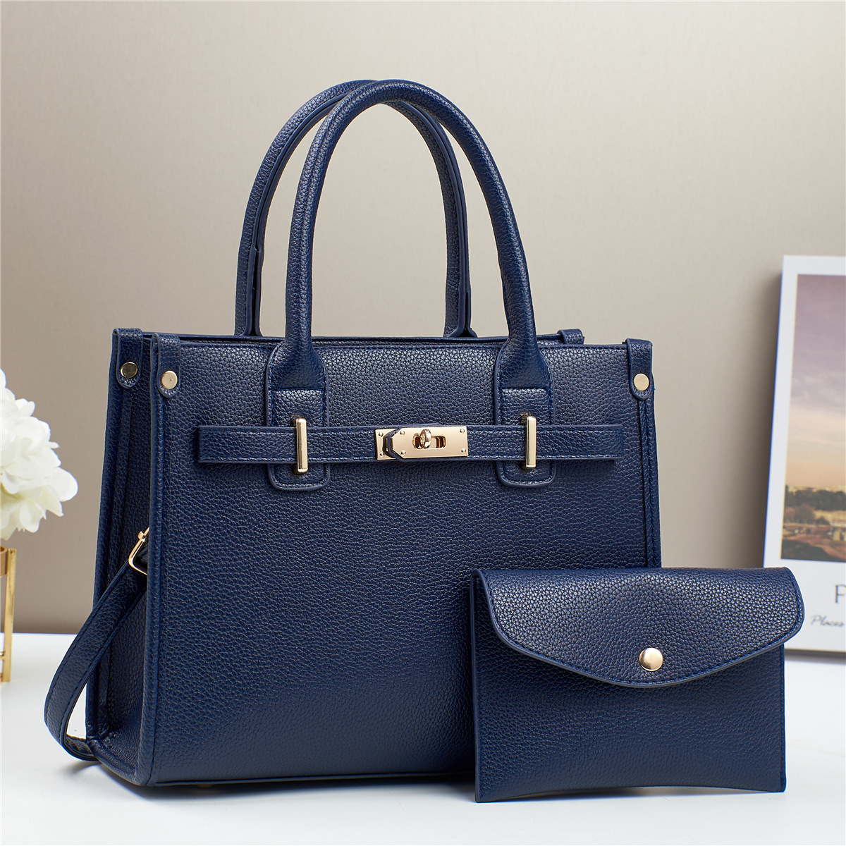 A new and elegant handbag for women in 2024, a large-capacity soft leather bag for middle-aged grandmothers and steamed buns for mothers Specification drawing