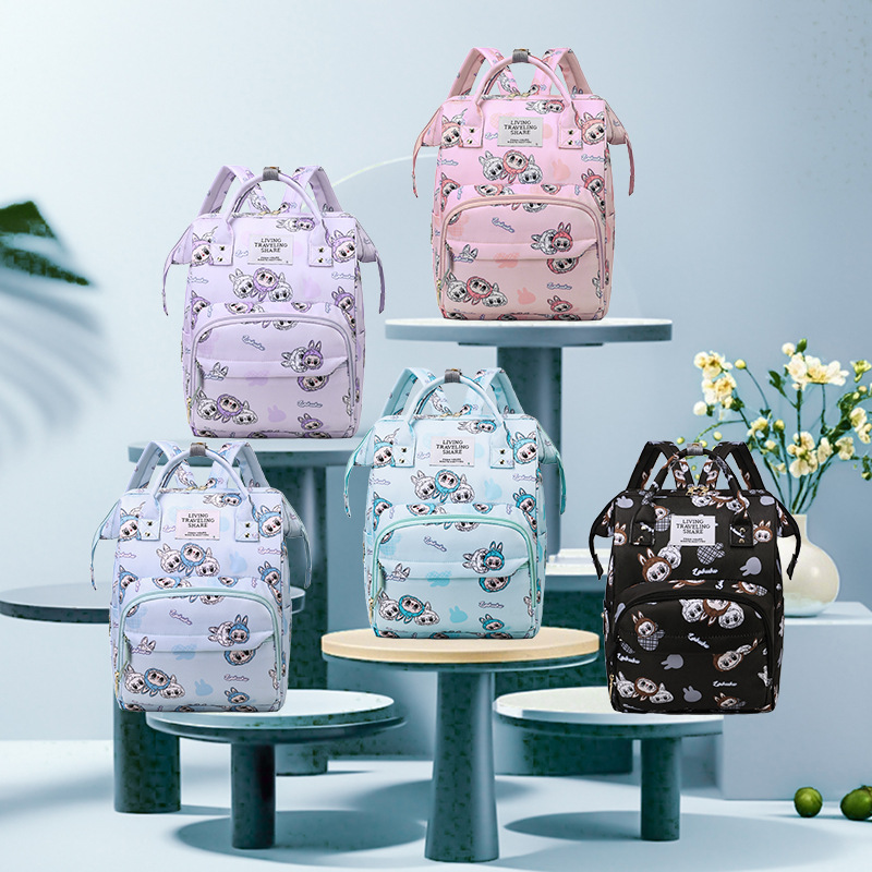 The new mom bag is a multi-functional, large-capacity, waterproof, portable, lightweight and fashionable backpack for mothers full figure