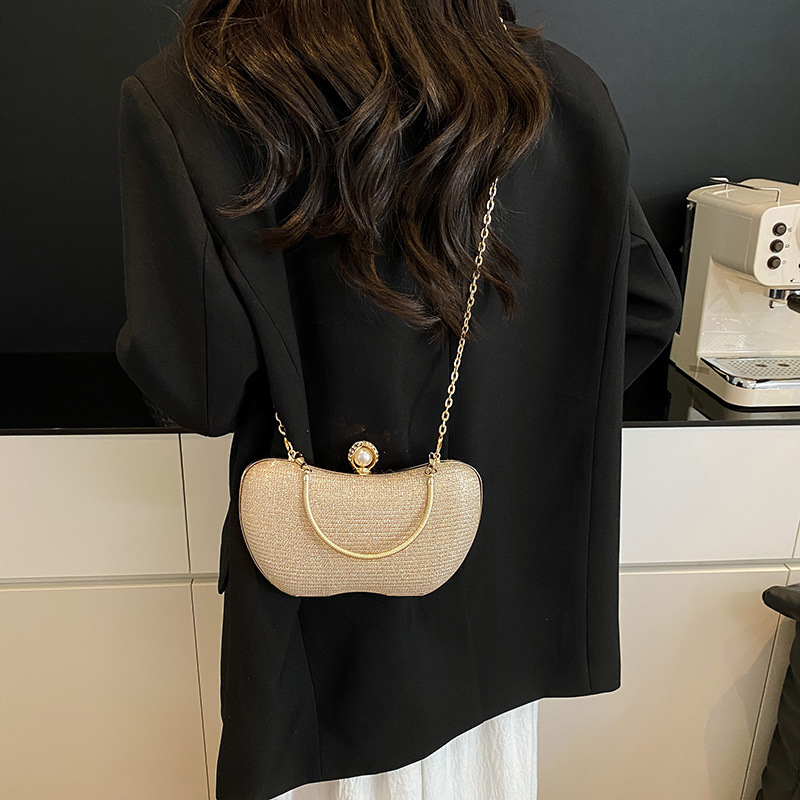 Fashionable and niche design chain bag handbag, 2025 new trendy bag, cute commuting single-shoulder crossbody bag details Picture