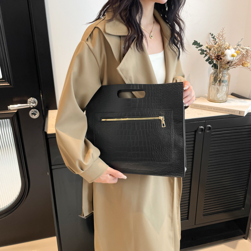 Large-capacity clutch, daily casual handbag, business briefcase, retro office ladies' pocket, horizontal handbag Specification drawing