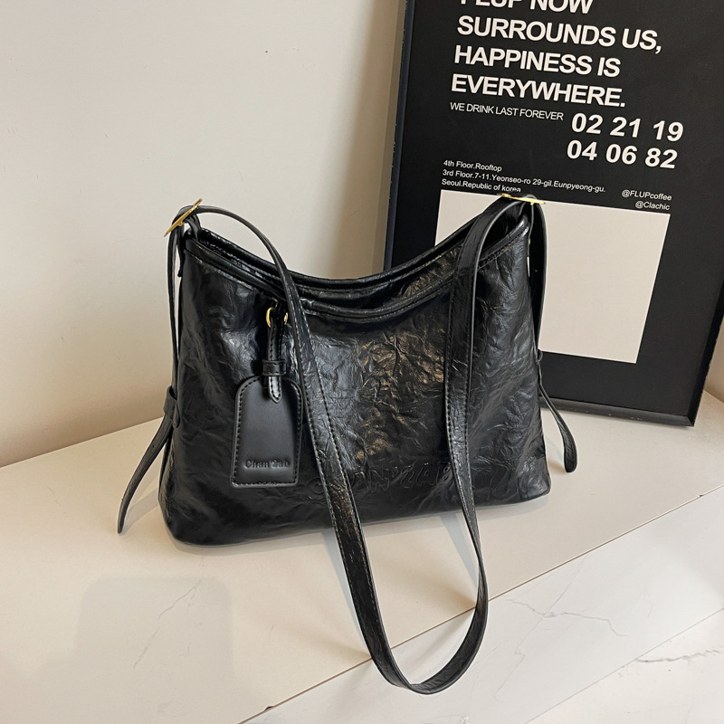 Retro and fashionable pleated bucket bag 2024 new style simple and casual single-shoulder bag Korean-style niche high-end crossbody bag details Picture