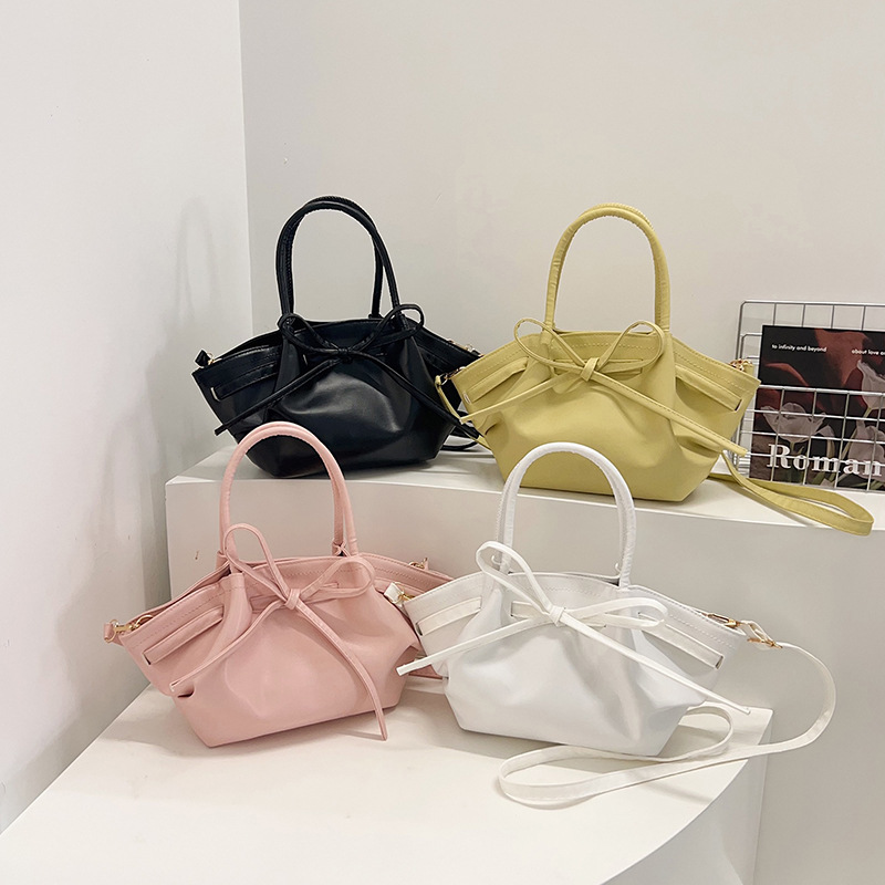 Korean niche hand-held vegetable basket bag for women's spring 2025 new trendy and fashionable bucket bag with bow crossbody Application Scenario