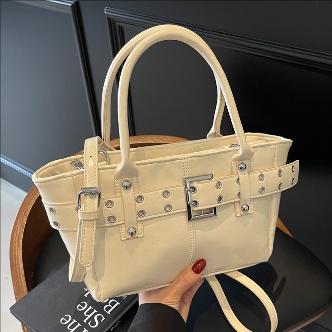 Cross-border niche commuter bag for women, 2025 new retro and fashionable tote bag, high-end single-shoulder crossbody bag full figure
