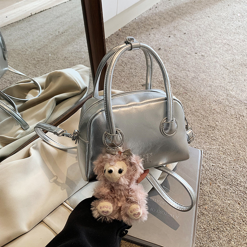 Korean niche hand-held shell bag 2025 new retro and fashionable bowling bag, high-end single-shoulder crossbody small bag Specification drawing