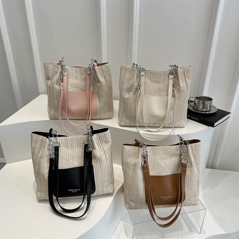 Large-capacity bag 2025 new style trendy texture single-shoulder bag, women's bag, summer commuting silk scarf bag, tote bag Application Scenario