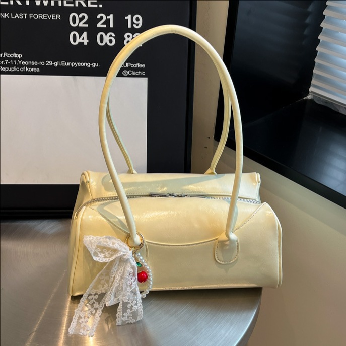 Cross-border, trendy and niche design underarm bag for women 2025 New trend, fashionable and versatile, large-capacity commuting single-shoulder bag full figure