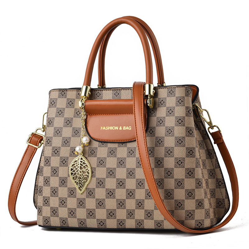 New popular women's handbag 2022, printed fashion, large capacity handbag, trendy and versatile, single-shoulder crossbody bag Item Picture