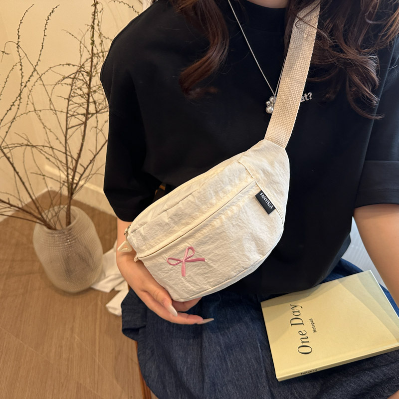 Niche and simple design small backpack 2025, a fresh and elegant women's bag, casual, fashionable and versatile shoulder bag, crossbody bag details Picture