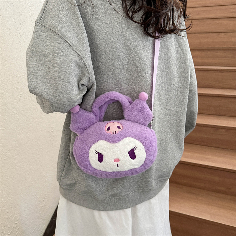 New cartoon skull Kuromi plush single-shoulder bag, Japanese-style cute girlish heart, hand-held crossbody, factory wholesale Application Scenario